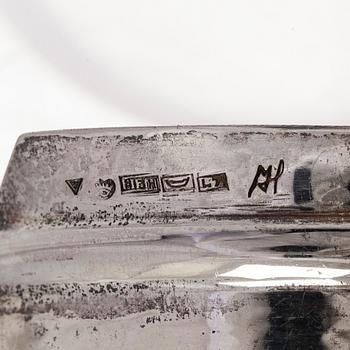 Mauno Honkanen, armband, 2 st, silver, A. Tillander, Helsingfors 1964.