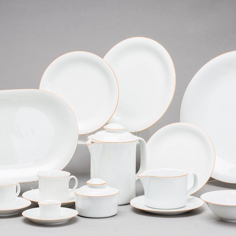 SIGNE PERSSON-MELIN, MAT- och KAFFESERVIS, benporslin, 106 delar, "Primeur" och "A la carte", Rörstrand. Formgiven 1980.