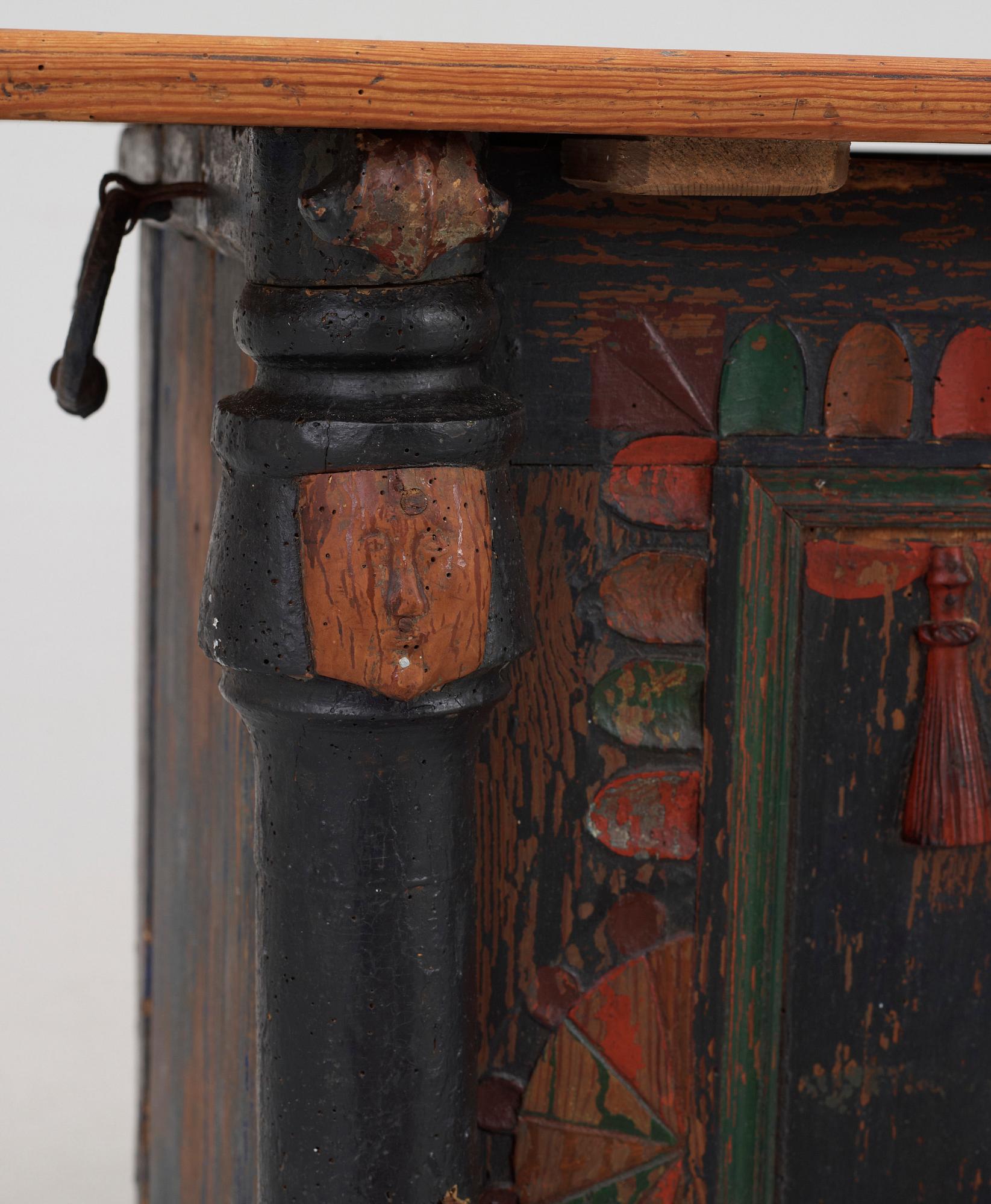 KISTBORD, omkring år 1800, troligen södra Sverige.