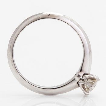 Tiffany & Co, Ring, platina och diamant ca 0.41 ct. Märkt Tiffany & Co, 19178048.