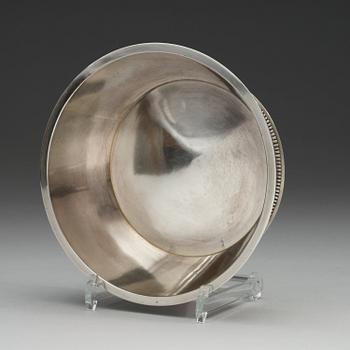 A Wiwen Nilsson 'Byzantine' sterling bowl, Lund 1947.