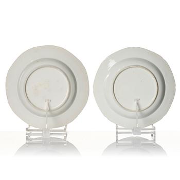 A matched set of 8 blue and white dishes, Qing dynasty, Qianlong (1736-95).