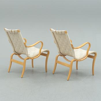A pair of second half of the 20th century 'Mina' armchairs by Bruno Mathsson.