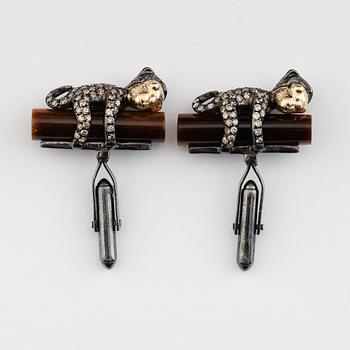 MANSCHETTKNAPPAR, 1 par, sterlingsilver, diamanter och tigeröga.