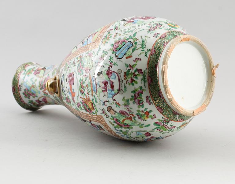 VAS, porslin, Kina, Kanton, 1800-talets mitt.
