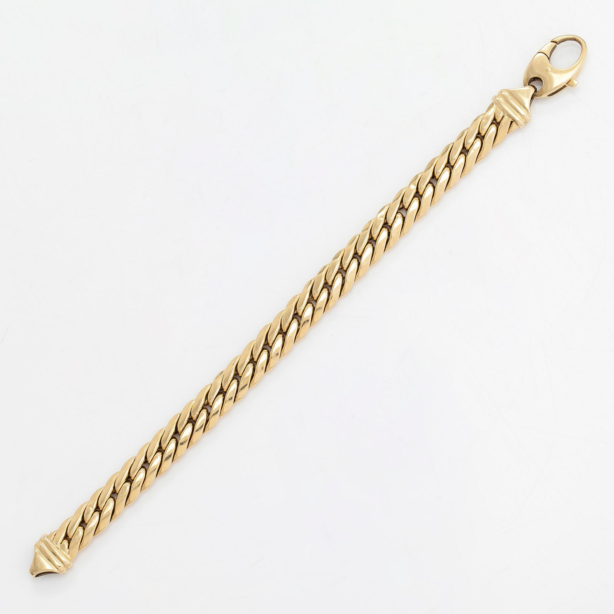 An 18K gold bracelet, Italy.