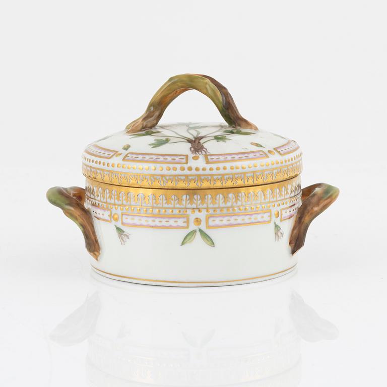 A porcelain lidded box, Royal Copenhagen, 'Flora Danica', Denmark, 1950-1984.