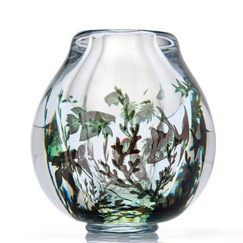 Edward Hald, a "fish graal" glass vase, Orrefors, Sweden 1945.