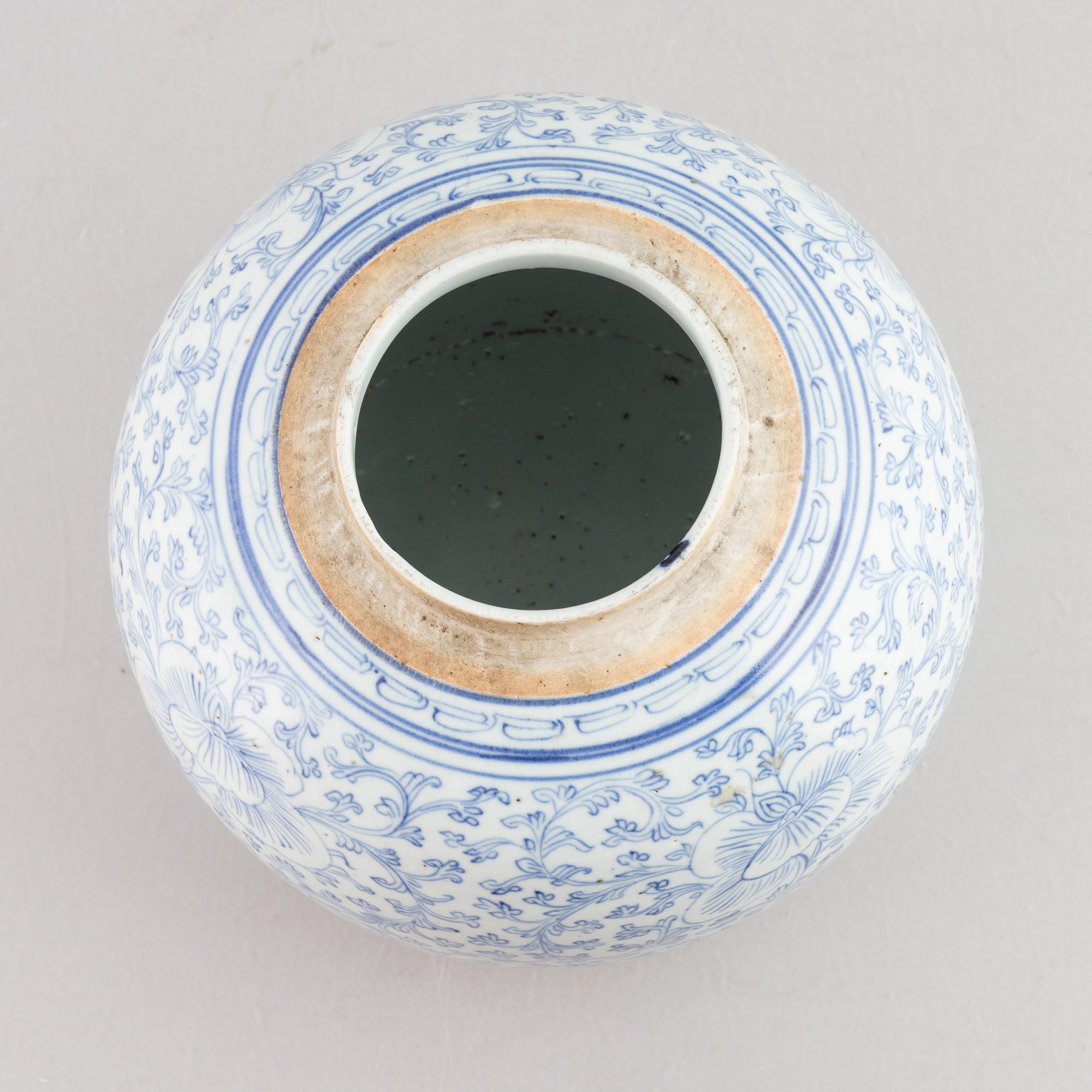 Bojan, porslin, Kina, 1800-tal.