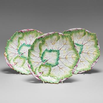 322. A set of three leaf shaped Berlin dishes, circa 1775.