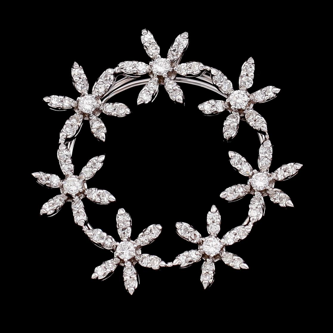 HÄNGE/BROSCH, 14 k vitguld, briljantslipade diamanter. Vikt ca 7,4 g.