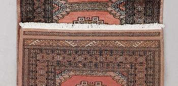 GALLERIMATTA, Pakistan. 300 X 82 cm.