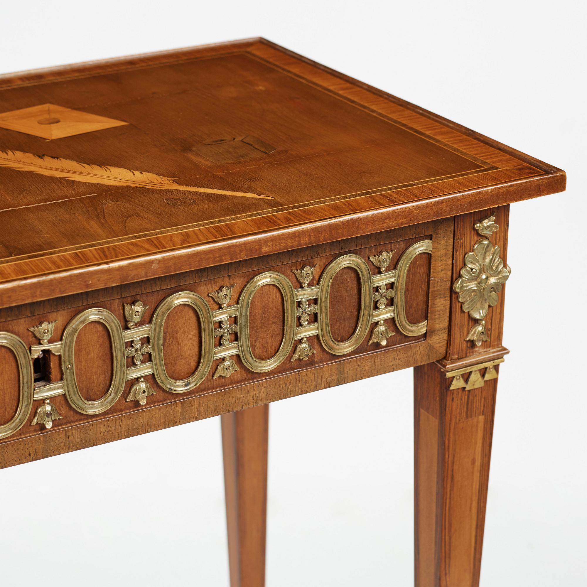 A Gustavian late 18th century table by Anders Lundelius (master in Stockholm 1778-1823), not signed.