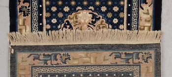 MATTA, Kina. 95 x 245 cm.