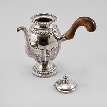 MOCCAKANNA, silver, Zachris Lundqvist, Stockholm, 1800-talets första hälft, vikt 363 gram.