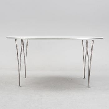 Bruno Mathsson & Piet Hein, a 'Super-elliptical' dining table from Fritz Hansen, Denmark 2012.