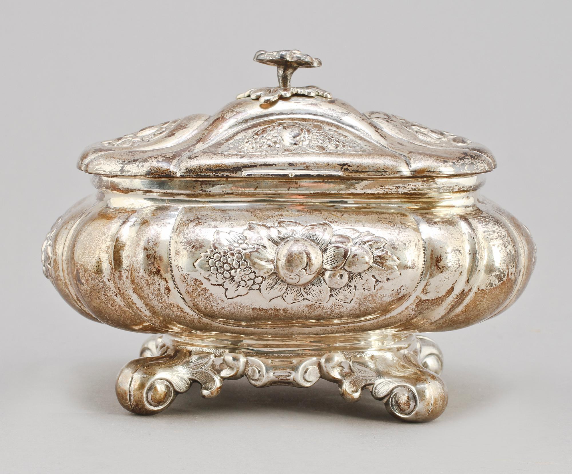 SOCKERSKRIN, silver, Christian Heise, Köpenhamn 1913. Vikt 493 g.