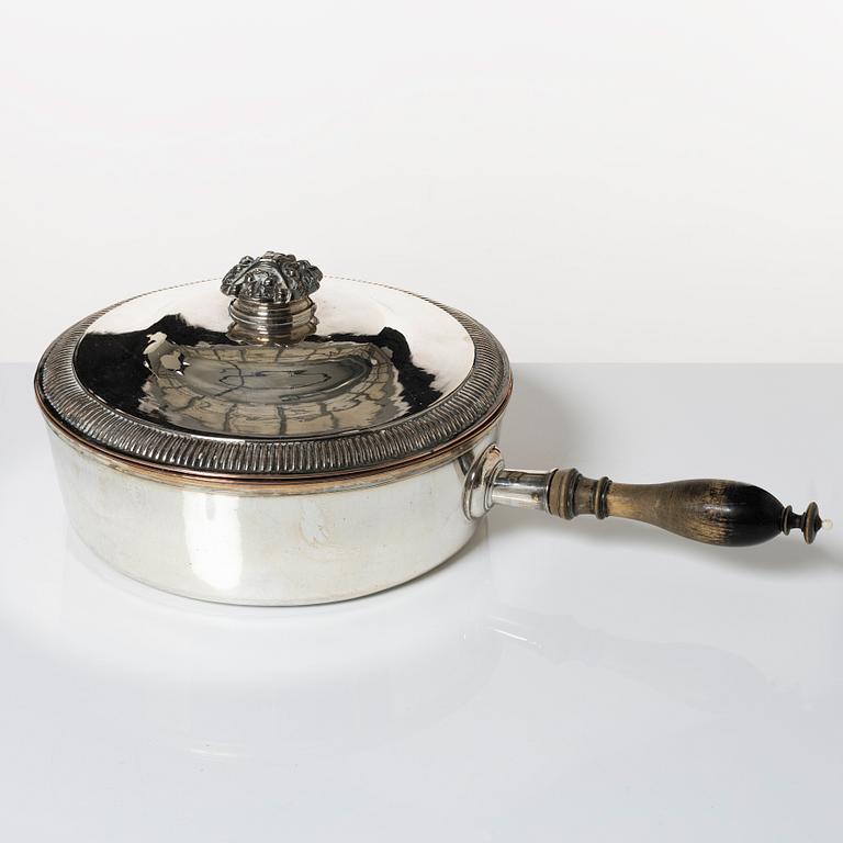 Empire, Kastrull med lock och benställning, pläter, Jacob Lenholm (mästare i Stockholm 1827-40).