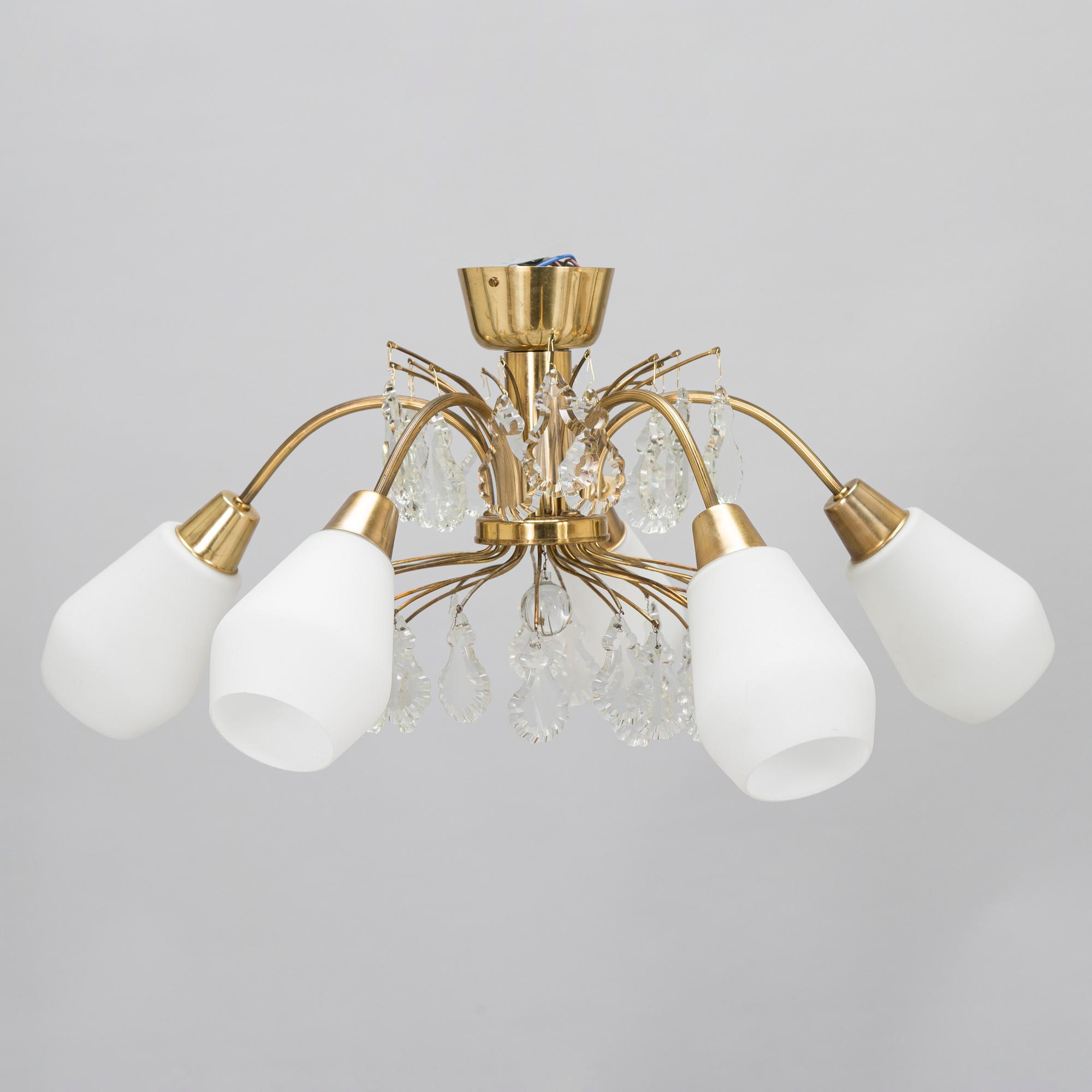 Maria Lindeman, A 1950s 'K 1 -15 /5' chandelier  for Idman.