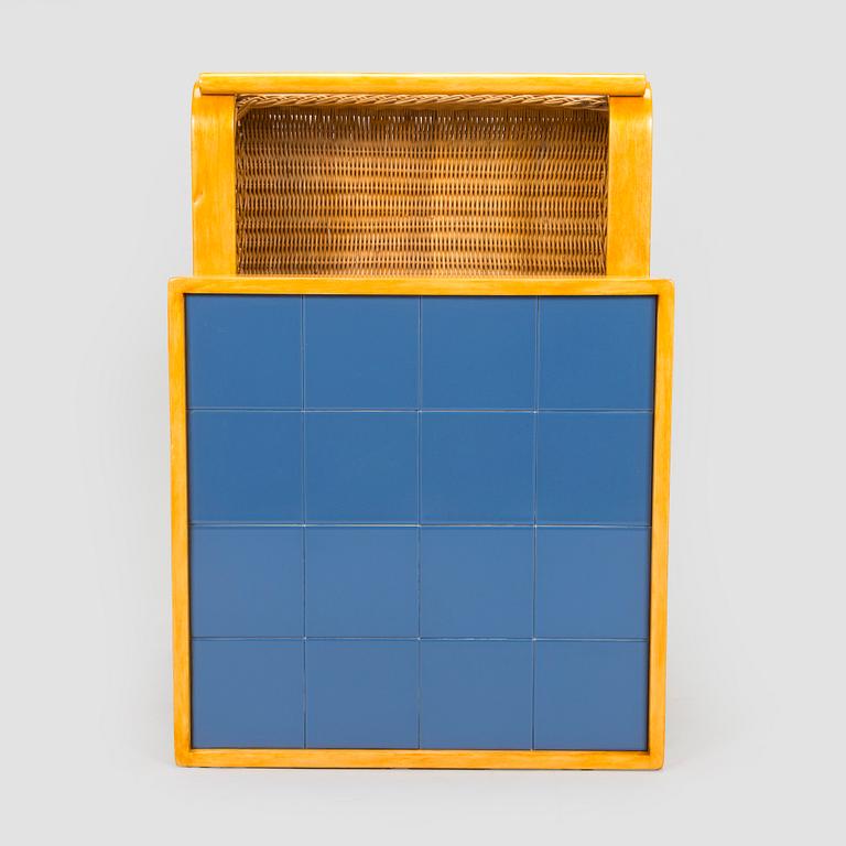 Alvar Aalto, tarjoiluvaunu, malli 900, O.Y. Huonekalu- ja Rakennustyötehdas A.B. 1900-luvun puoliväli.