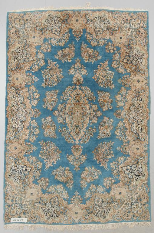 MATTA, orientalisk, ca 267 x 200 cm.