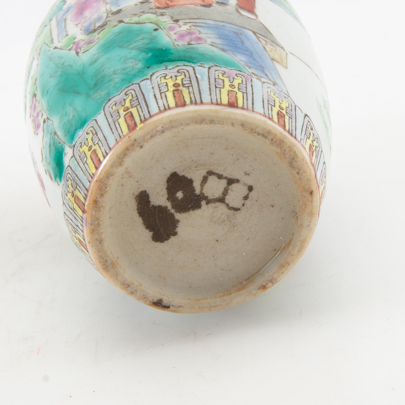 Vaser/Urnor 7 st Kina 18-1900-tal porslin.