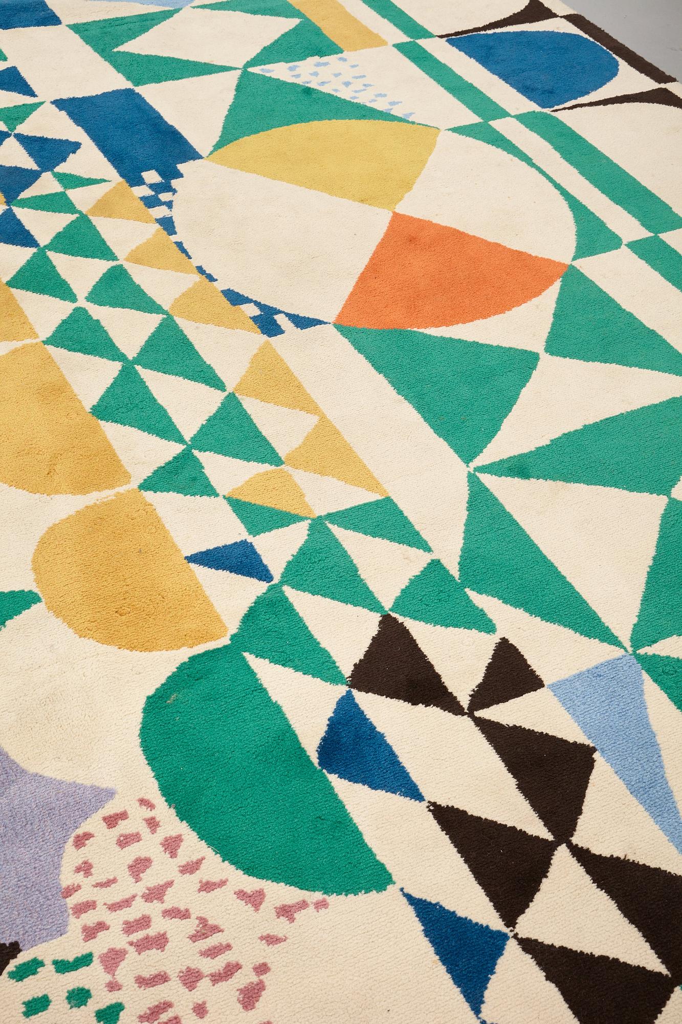 Josef Frank, A CARPET, "Bows", tufted, ca 371,5 x 246,5 cm, design by Josef Frank, Almedahls.