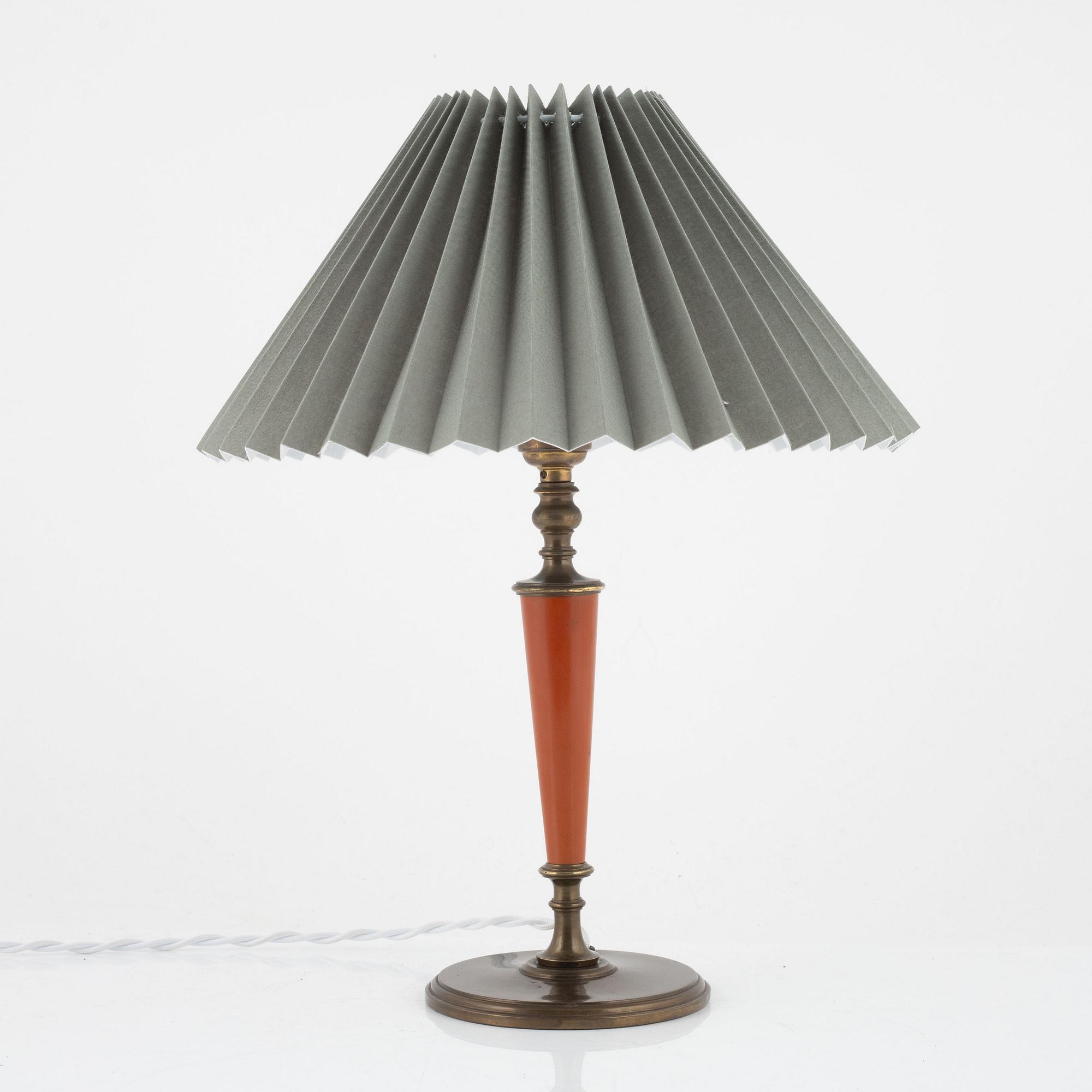 Erik Tidstrand, a pair of table lamps, model "26551", Nordiska Kompaniet, Sweden 1920s.