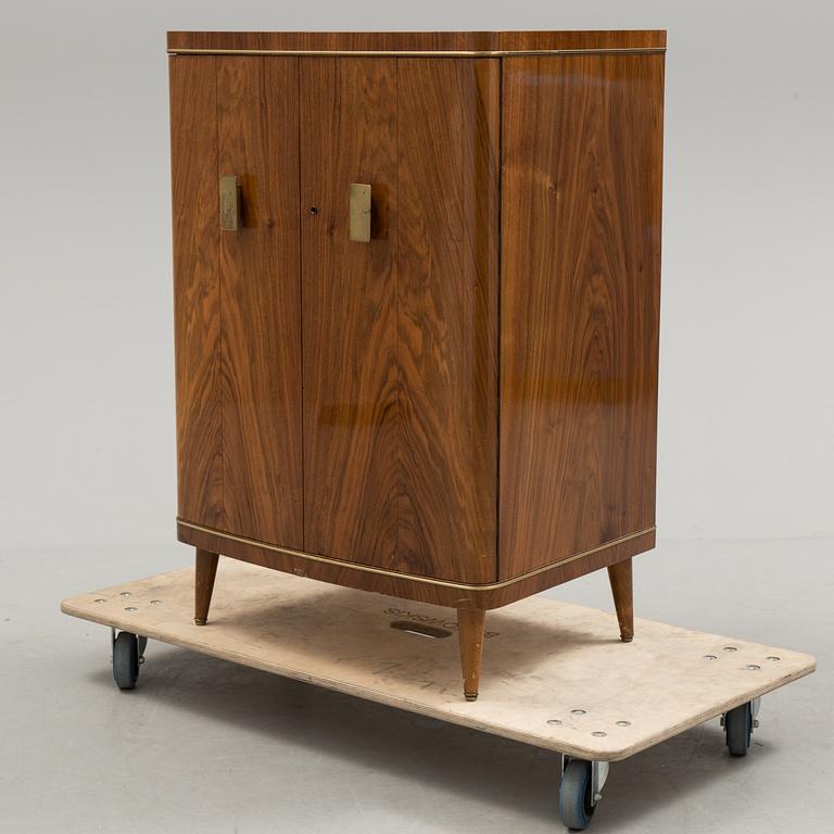 COCKTAIL CABINET 1950's / 60's.