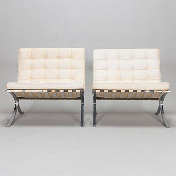 Ludwig Mies van der Rohe, a pair of 1965 'Barcelona' easy chairs for Knoll.