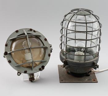FARTYGSLAMPOR, 2 st, 1900-talets första hälft.