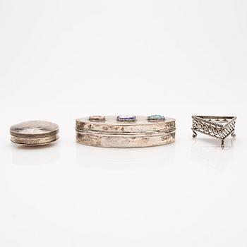 A group of silver, 10 pieces, 18th/19th century, including Russia and Denmark.