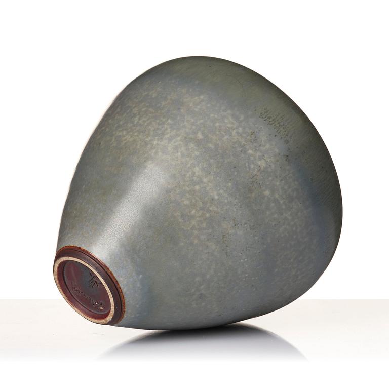 Berndt Friberg, a stoneware vase, Gustavsbergs studio, 1964.