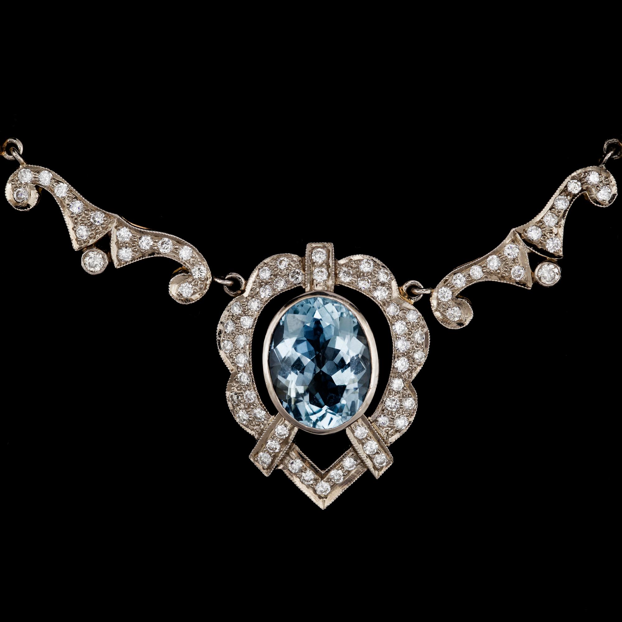 An aquamarine, tot. app. 20 cts and diamond necklace, tot. app. 5 cts.