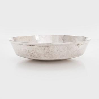Tapio Wirkkala, a silver bowl model TW 289, Kultakeskus, Hämeenlinna 1966.