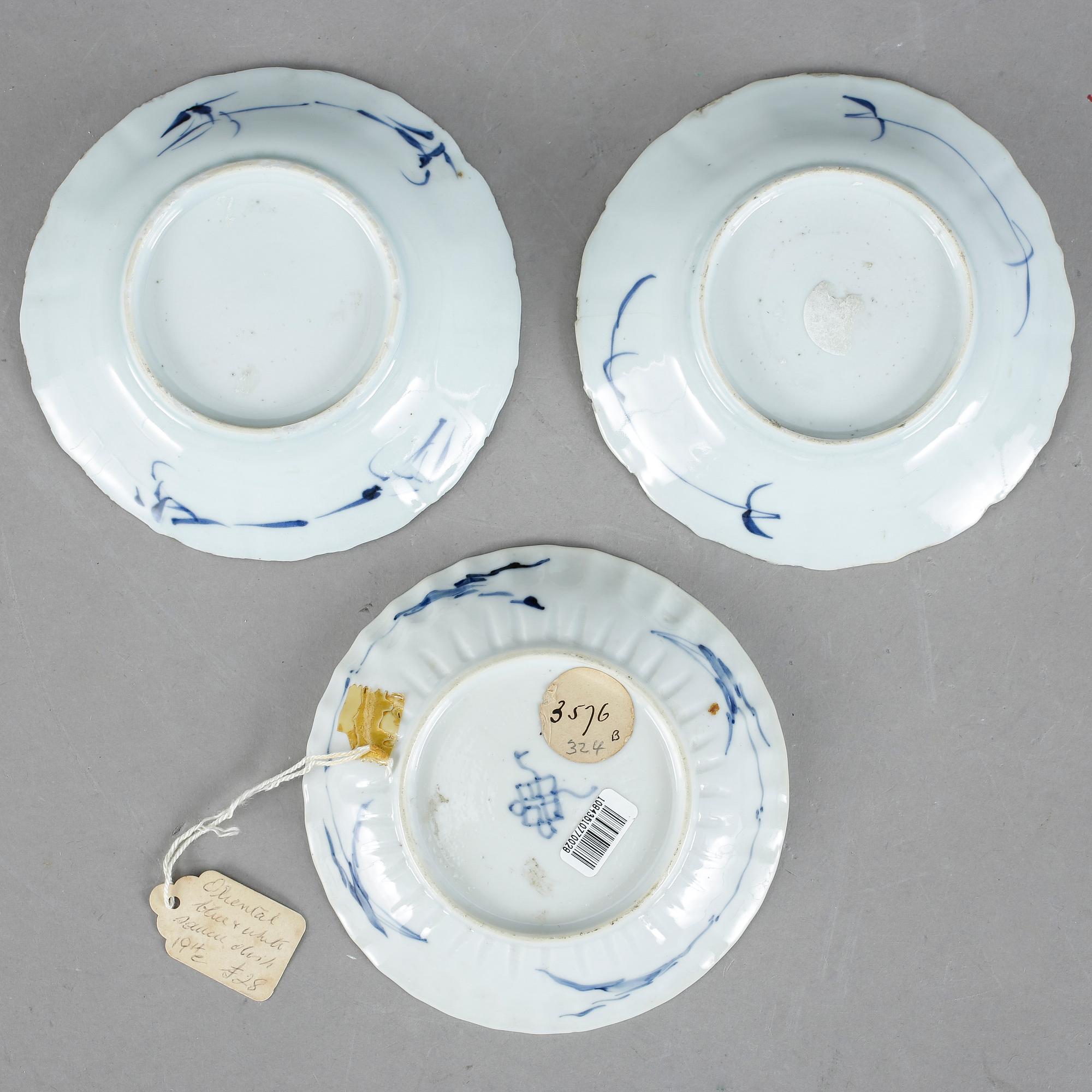 SKÅLFAT, ett par samt FAT, porslin, Kina, Kangxi (1662-1722).