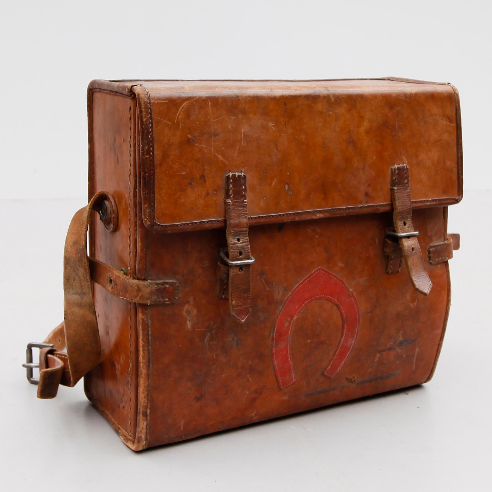 PICKNICKVÄSKA, läder, 1800-/1900-tal.