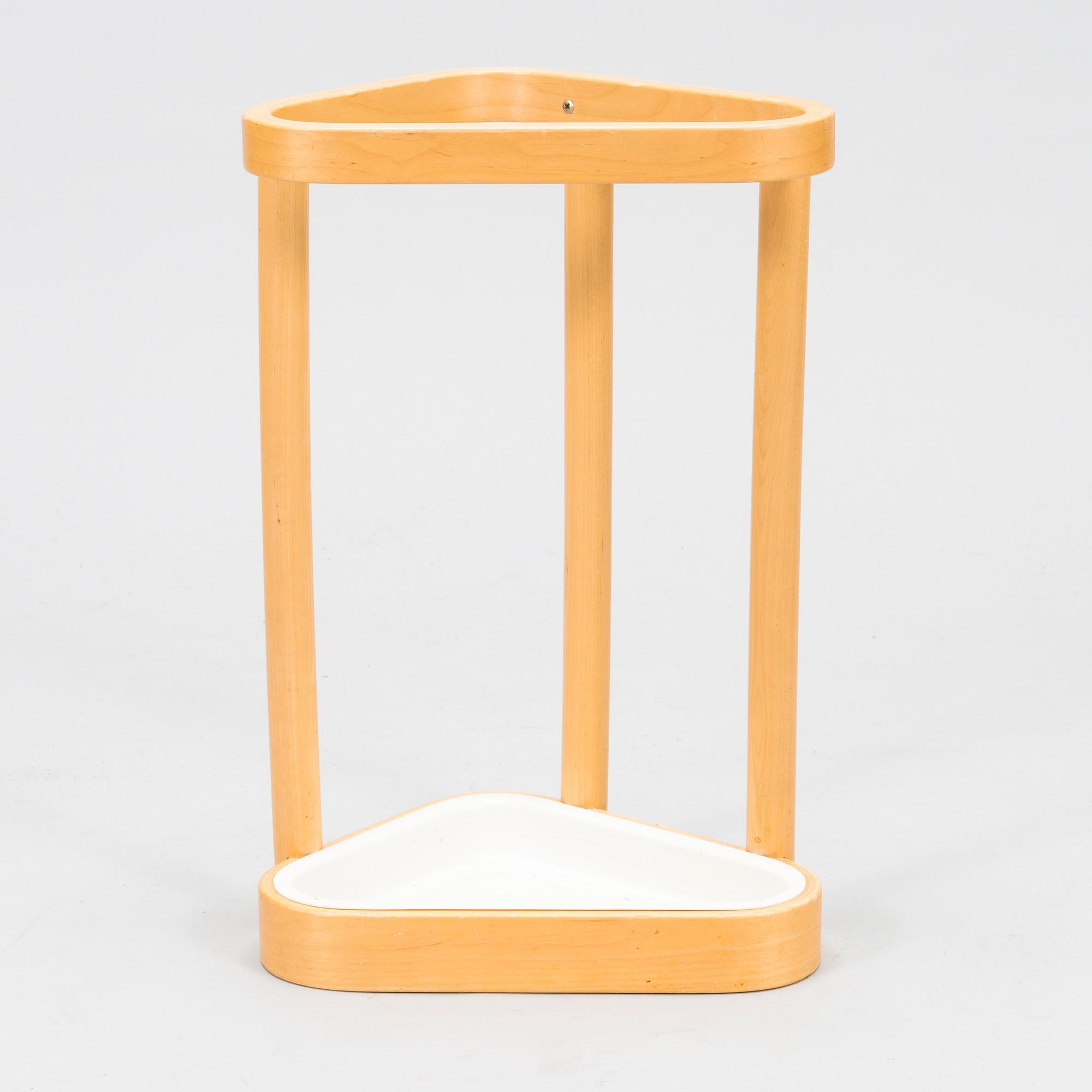 ALVAR AALTO, sateenvarjoteline, malli 115, Artek 1900-talets slut.