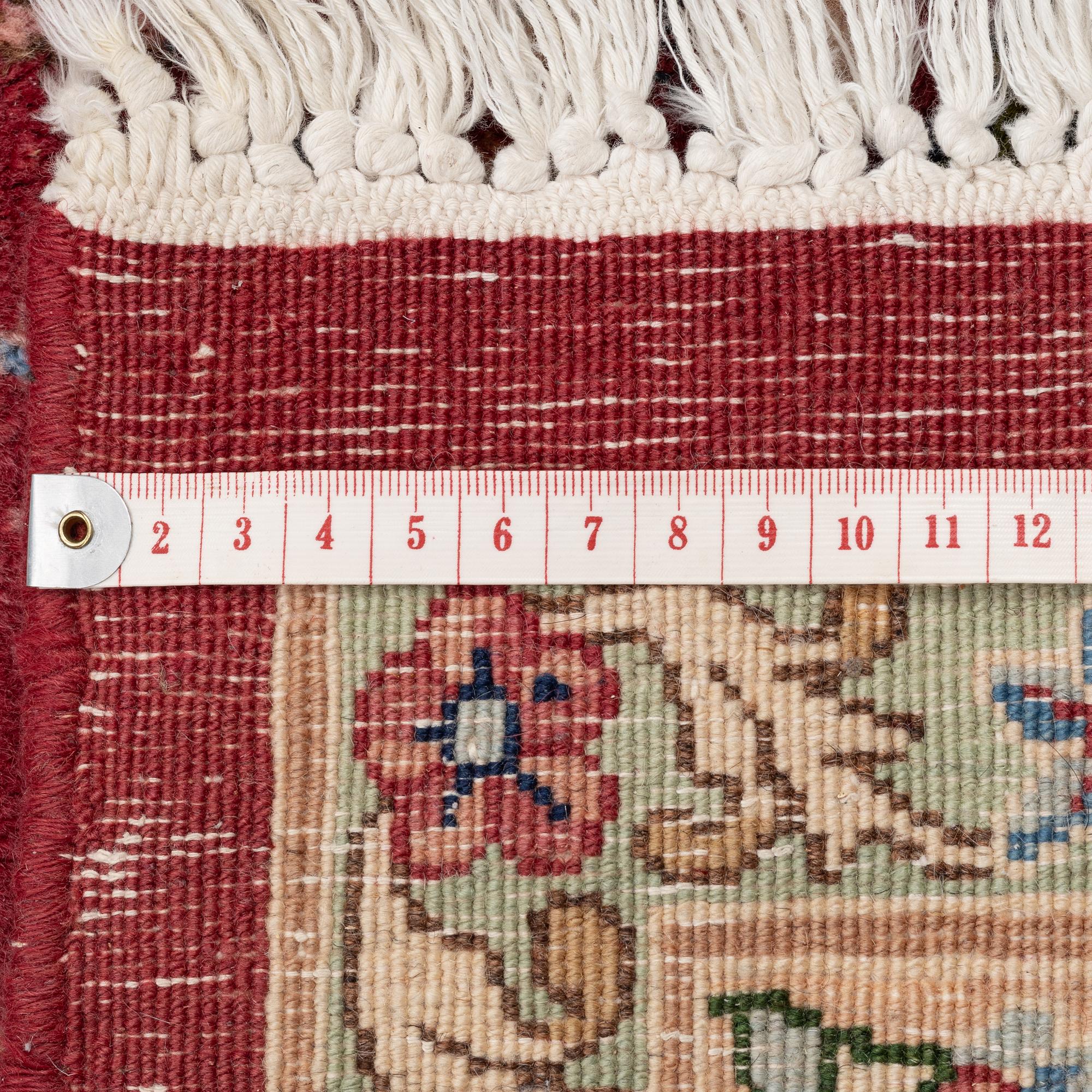 Carpet, oriental, approx. 340 x 250 cm.