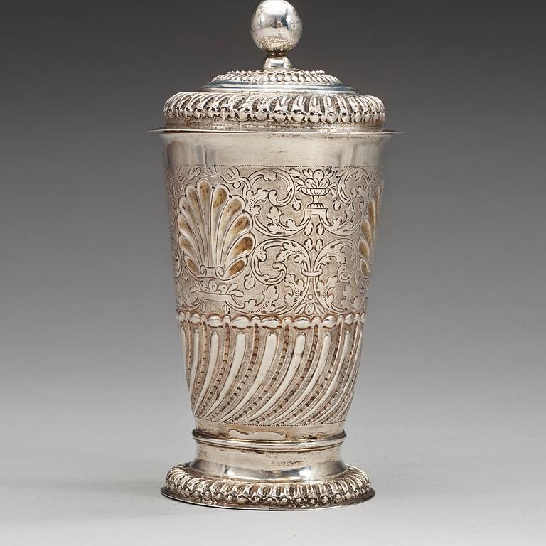 A Polish early 18th century silver beaker and cover, marks of Carl Wilhelm Hartman, Breslau 1710-1712.