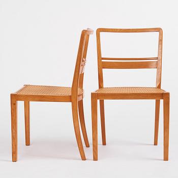 Erik Chambert, a pair of Swedish Modern chairs, "Paris 1937", Chamberts Möbelfabrik, Norrköping 1930s.