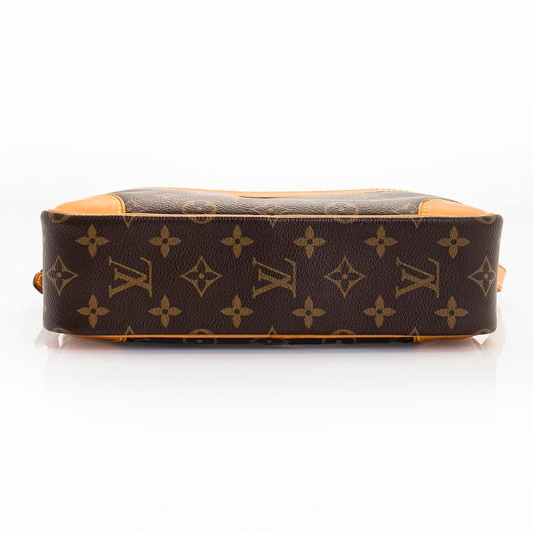 Louis Vuitton, a Monogram Canvas 'Trocadero 27' Bag.
