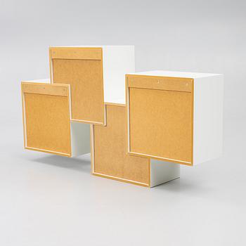 OOOJA, bookshelf, "Quadro, Bolia.