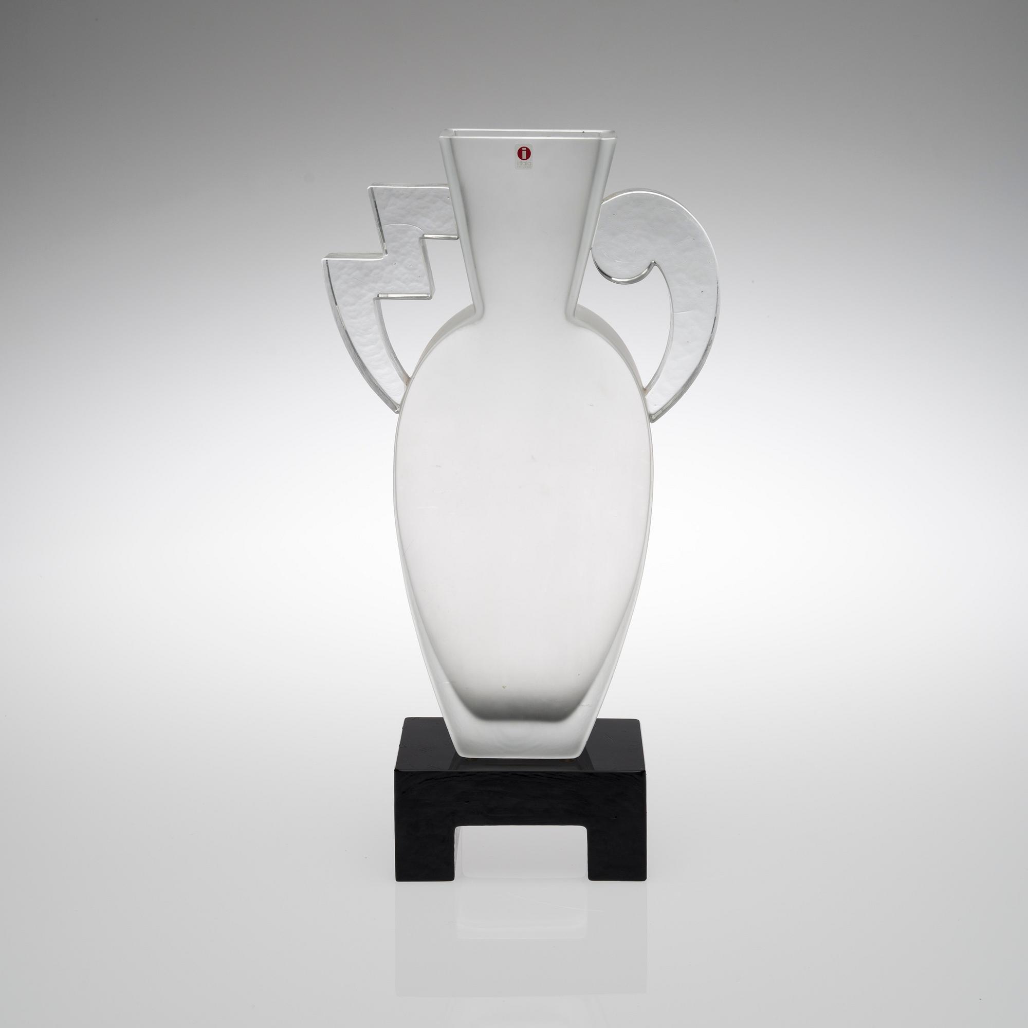 HEIKKI ORVOLA, GLASSKULPTUR, "Maya".