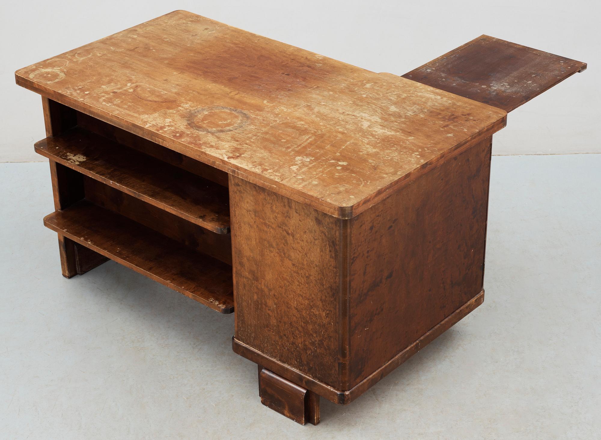 SKRIVBORD. 1930-tal.