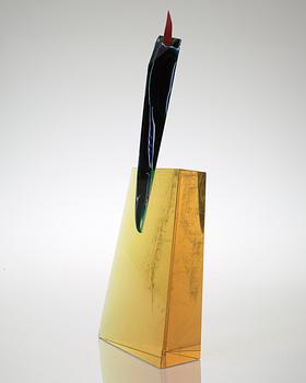 A Yan Zoritchak glass sculpture, France 1989.