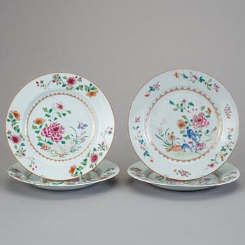 TALLRIKAR, 2+1+1, porslin, Kina, Qianlong (1736-95).
