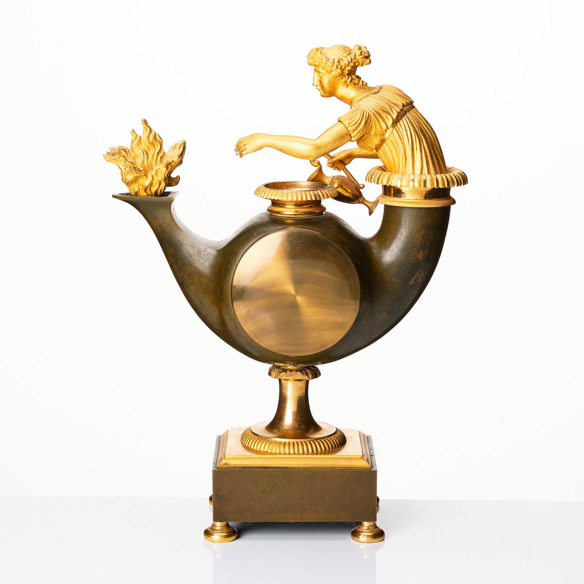 Bordspendyl, av Wilhelm Pauli (urmakare i Stockholm 1795-ca 1810), Empire.