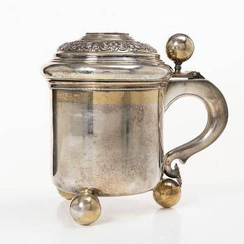 A Swedish 20th century silver tankard, mark of CG Hallberg, Stockholm 1944.