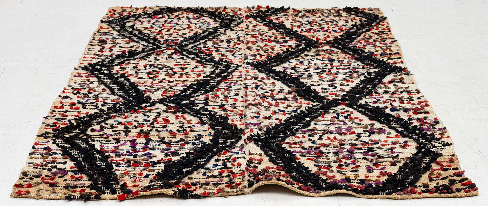 Sängtäcke,  s.k. sluns i trasväv, ca 180 x 127 cm, Hälsingland, 1800-tal.